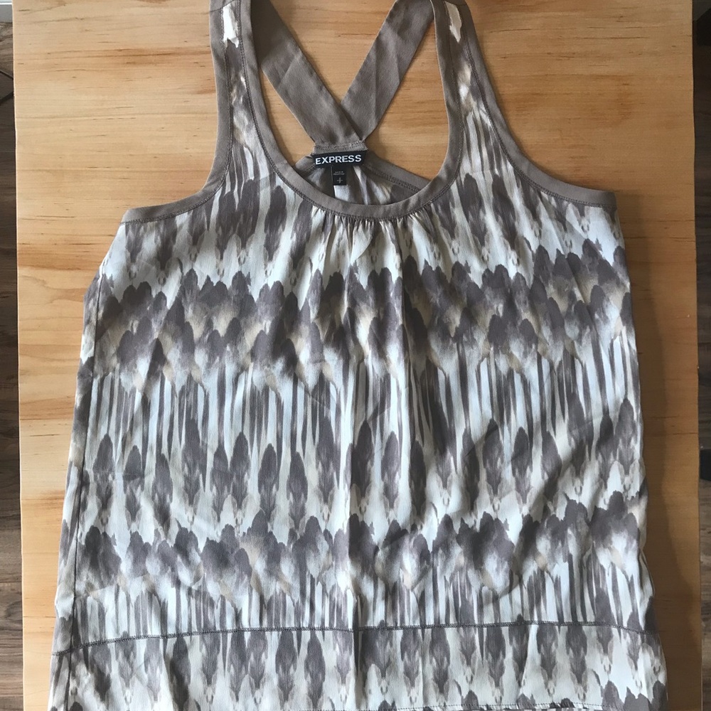 Fun Express top! - Picture 4 of 4